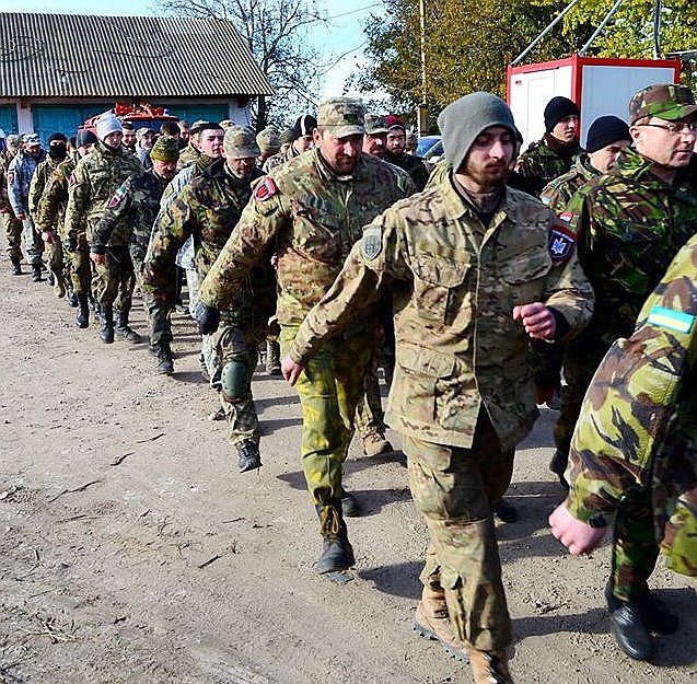 Удар по Ислямову: Блокаду и Киев проверяют на прочность