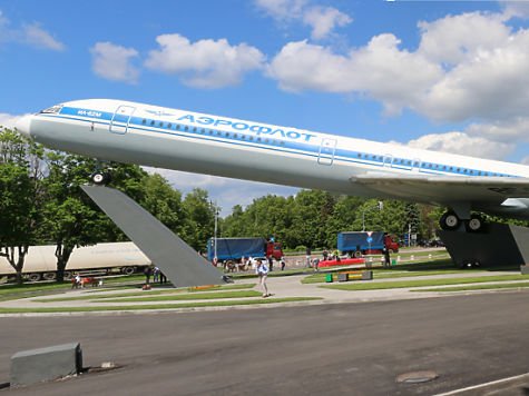 Из-за отсутствия экономического суверенитета Россия перестала строить самолеты, покупая Боинги? Из-за отсутствия экономического суверенитета Россия перестала строить самолеты, покупая Боинги?