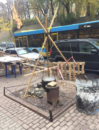 Ляшко со сцены импровизированного «майдана» под Радой «мочит» Порошенко