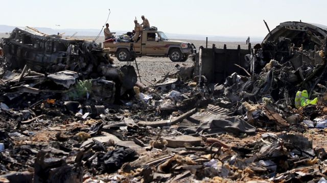 Медэксперт: раны пассажиров свидетельствуют о сильном взрыве на борту A321 Медэксперт: раны пассажиров свидетельствуют о сильном взрыве на борту A321