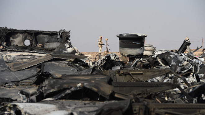 Власти Египта озвучили основную версию крушения А321 Власти Египта озвучили основную версию крушения А321