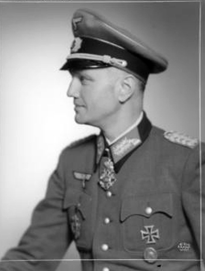 «Атентат» в переводе на польский «Атентат» в переводе на польский