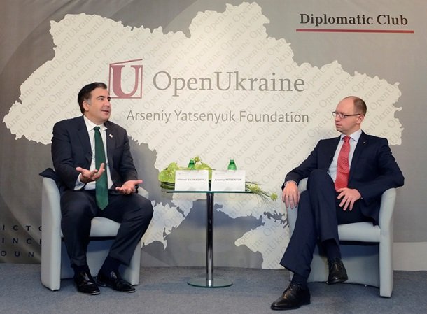 Саакашвили vs Яценюк: конфликт нарастает Саакашвили vs Яценюк: конфликт нарастает