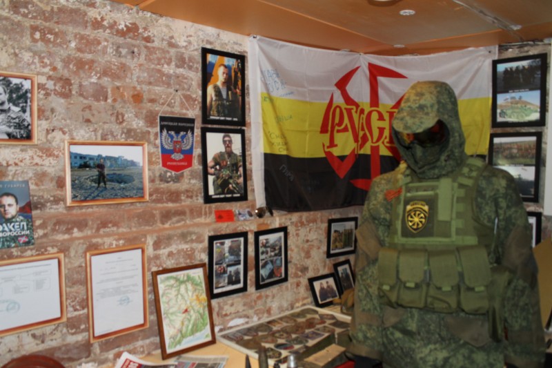 Русский снайпер, украинская истерика и наши иллюзии