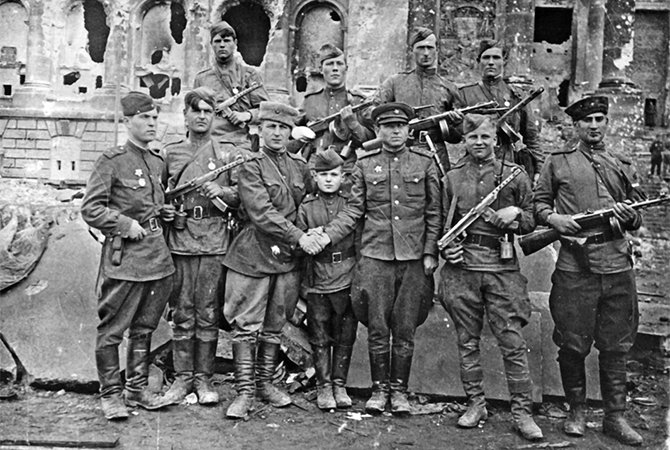 Последний участник штурма Рейхстага: Егорова и Кантарию выбирали мы сами