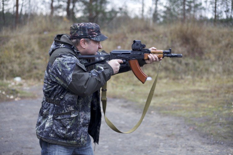 Держи порох сухим. Партия Великое Отечество готова защищать Родину Держи порох сухим. Партия Великое Отечество готова защищать Родину