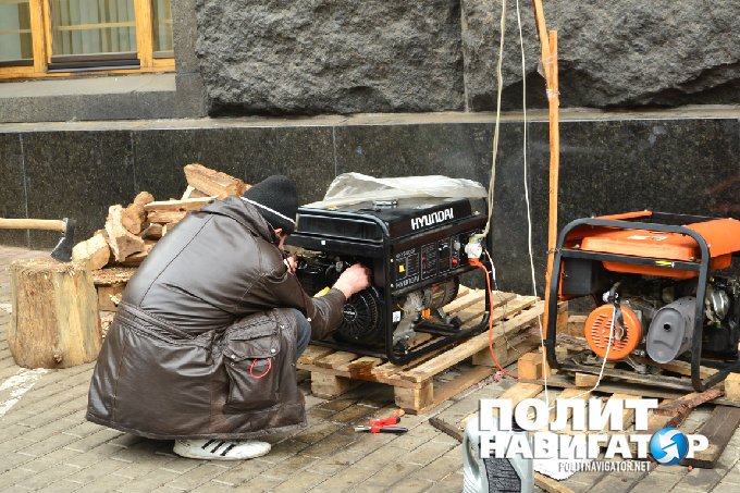 Майдан двух актеров: Ляшко обзавелся собственным омбудсменом Майдан двух актеров: Ляшко обзавелся собственным омбудсменом