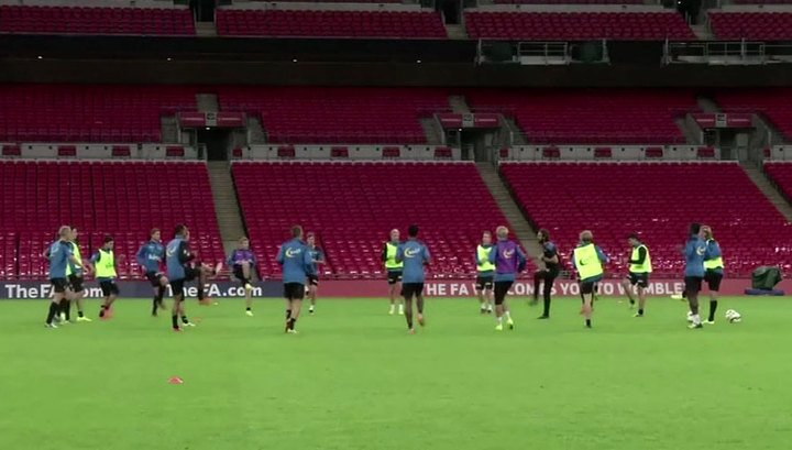 Евро-2016: придется ли разводить сборные России и Украины?