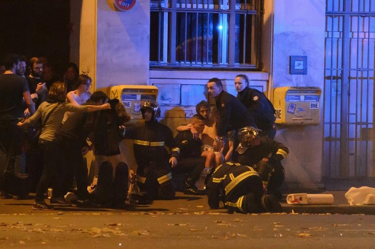 Штурм в Париже: правильно ли действовал спецназ? Штурм в Париже: правильно ли действовал спецназ?