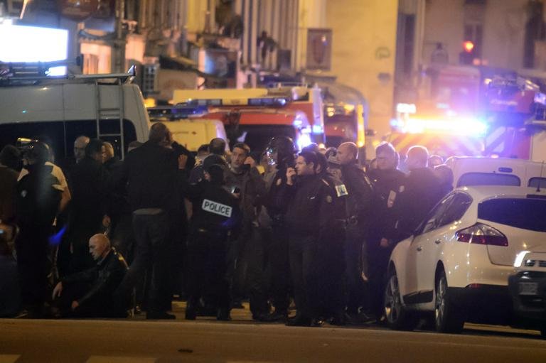 Штурм в Париже: правильно ли действовал спецназ? Штурм в Париже: правильно ли действовал спецназ?