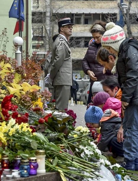 Теракты в Париже: Киев усилил меры безопасности Теракты в Париже: Киев усилил меры безопасности