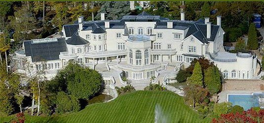 Дача как объект поклонения.