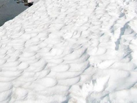 Расколовшийся в Гренландии ледник может поднять мировой океан на полметра Расколовшийся в Гренландии ледник может поднять мировой океан на полметра