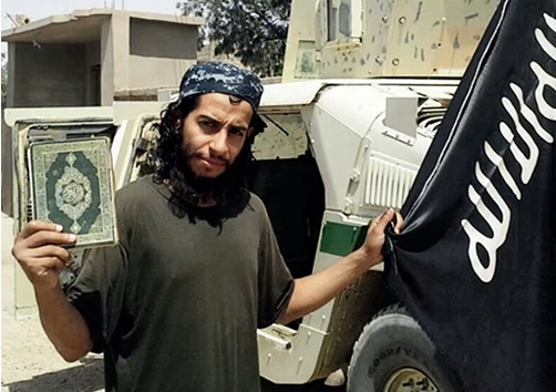 ИГИЛ выпустило видео с угрозами новых терактов ИГИЛ выпустило видео с угрозами новых терактов