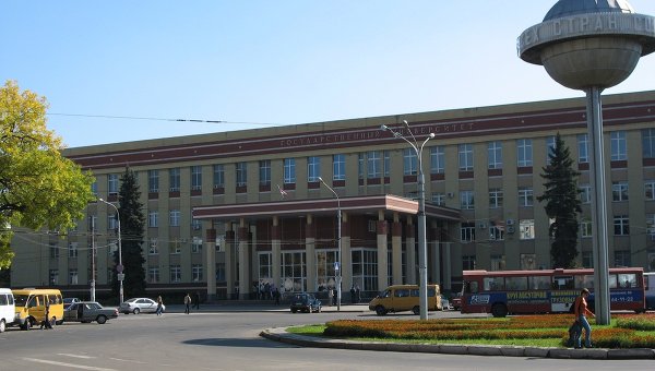 Ученые ВГУ разработали "твердую воду" для борьбы с засухой Ученые ВГУ разработали "твердую воду" для борьбы с засухой