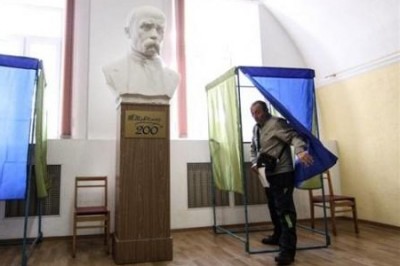 Европейские наблюдатели признали выборы в Днепропетровске «африканскими» 