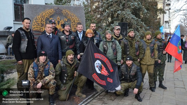 «Ночные волки» подарили Луганску символ свободы