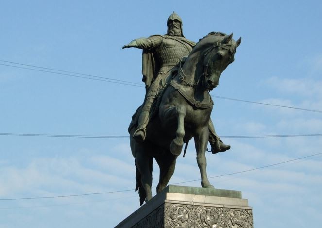 Долгая рука Москвы – кто сказал, что она отсохла? Долгая рука Москвы – кто сказал, что она отсохла?