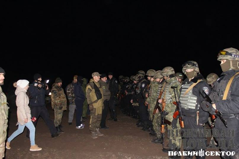 Меджлис собирает митинг у здания администрации Порошенко в Киеве