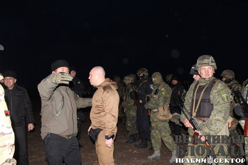 Меджлис собирает митинг у здания администрации Порошенко в Киеве