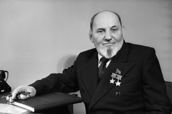 Дед, которого боялся Гитлер. Как Сидор Ковпак создал партизанскую армию Дед, которого боялся Гитлер. Как Сидор Ковпак создал партизанскую армию