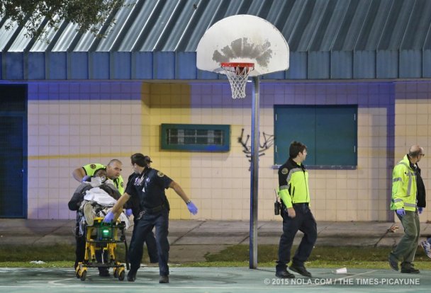 Стрельба в США: пострадали 16 человек, фото с места события Стрельба в США: пострадали 16 человек, фото с места события