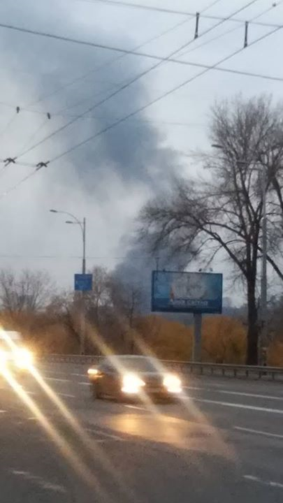 Киев в дыму и огне: сегодня в украинской столице горели Лавра, ресторан на набережной и фастфуд на Подоле Киев в дыму и огне: сегодня в украинской столице горели Лавра, ресторан на набережной и фастфуд на Подоле