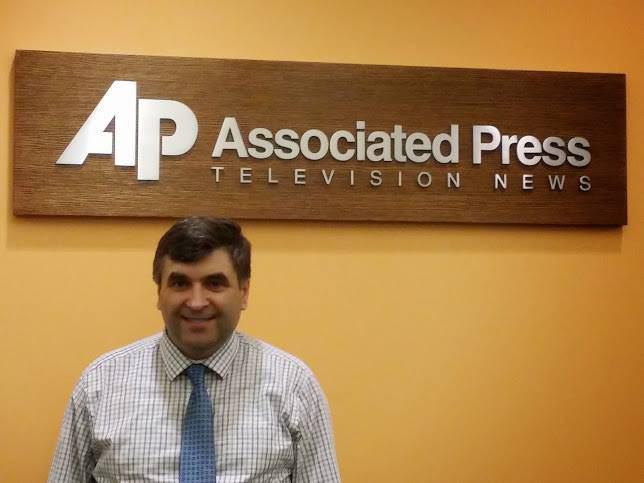 Канадское исследование: 11 человек из «Небесной сотни» расстреляли сами майданщики в спину Канадское исследование: 11 человек из «Небесной сотни» расстреляли сами майданщики в спину