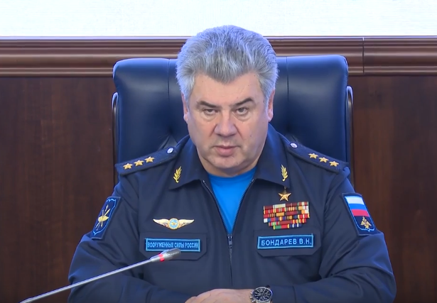 Главком ВКС рассказал о подробностях полета сбитого Су-24 Главком ВКС рассказал о подробностях полета сбитого Су-24