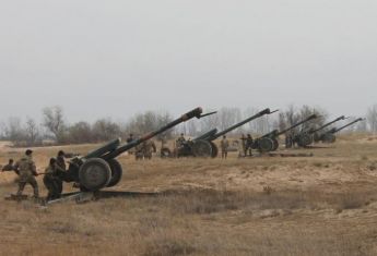 К границе с Крымом перебросили артиллеристов из Николаевской области К границе с Крымом перебросили артиллеристов из Николаевской области