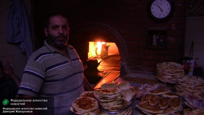 Сирийцы: Погибшие русские пилот и морпех — наши герои Сирийцы: Погибшие русские пилот и морпех — наши герои