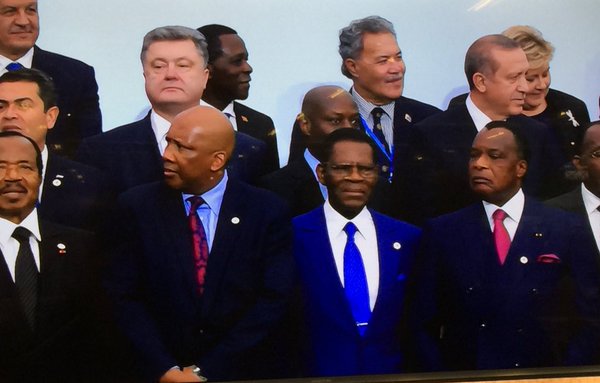 Путин не стал фотографироваться с Эрдоганом на Конференции ООН Путин не стал фотографироваться с Эрдоганом на Конференции ООН