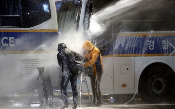 Южная Корея: мощный антиправительственный протест в Сеуле