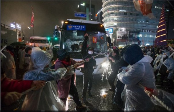 Южная Корея: мощный антиправительственный протест в Сеуле