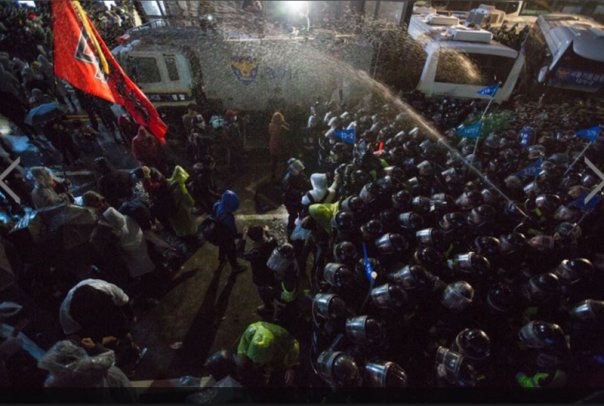 Южная Корея: мощный антиправительственный протест в Сеуле