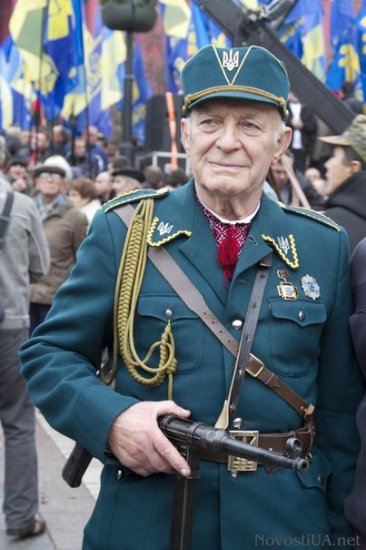 Украина поддерживает нацизм. Официально