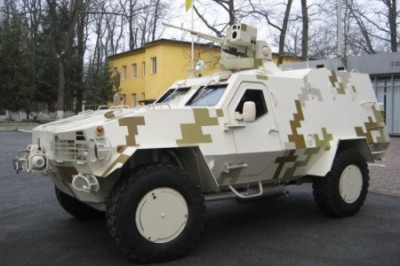 «Дозор» - армии позор. Украинский бронемобиль оказался небоеспособным  