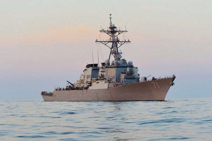США направили эсминец «Росс» в Черное море США направили эсминец «Росс» в Черное море