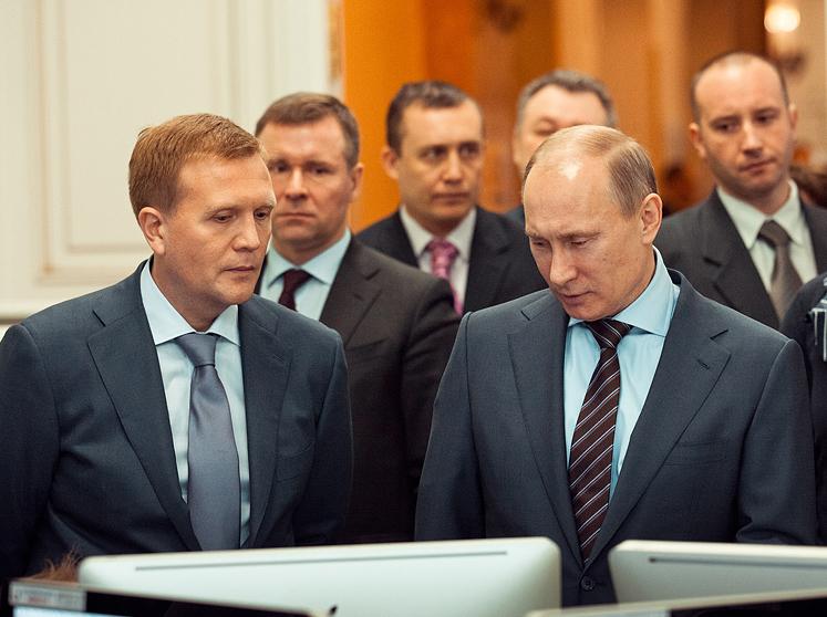 Дима Шумков. Столь обширные знания и такая прожорливость логично заканчиваются петлёй из галстуков