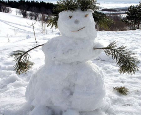 "Проститутка на обочине лепит снеговика..." "Проститутка на обочине лепит снеговика..."