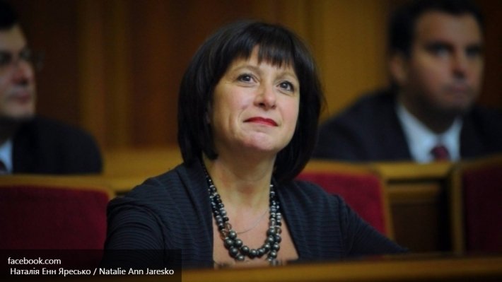 Яресько: Украинский народ требует не отдавать долг России Яресько: Украинский народ требует не отдавать долг России