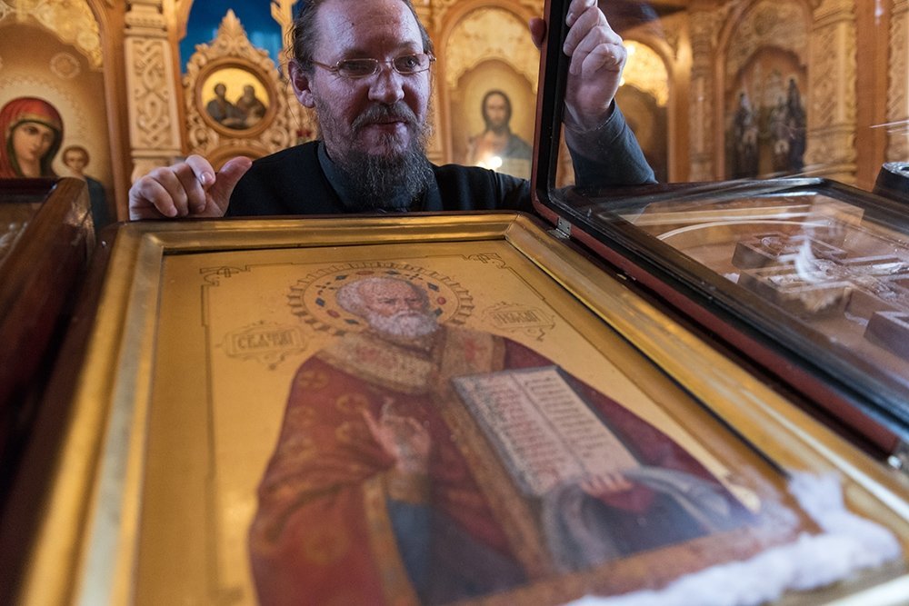 В монастыре под Астраханью замироточили 59 икон