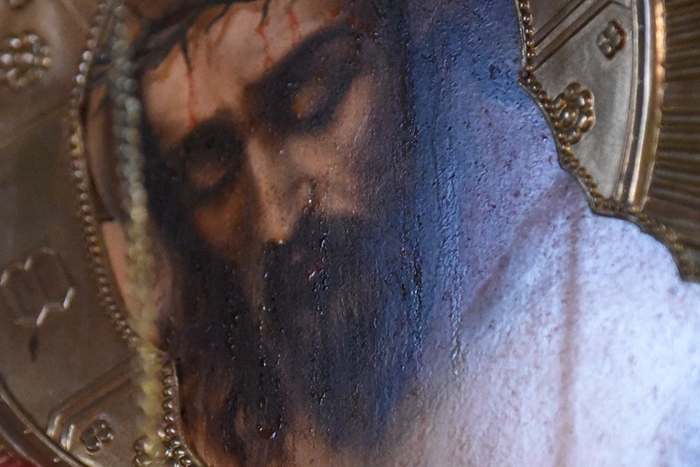 В монастыре под Астраханью замироточили 59 икон