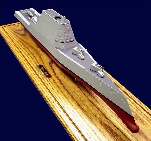 Уничтожитель американского бюджета: зачем флоту США супердорогой и беспомощный эсминец для «папуасов» Уничтожитель американского бюджета: зачем флоту США супердорогой и беспомощный эсминец для «папуасов»