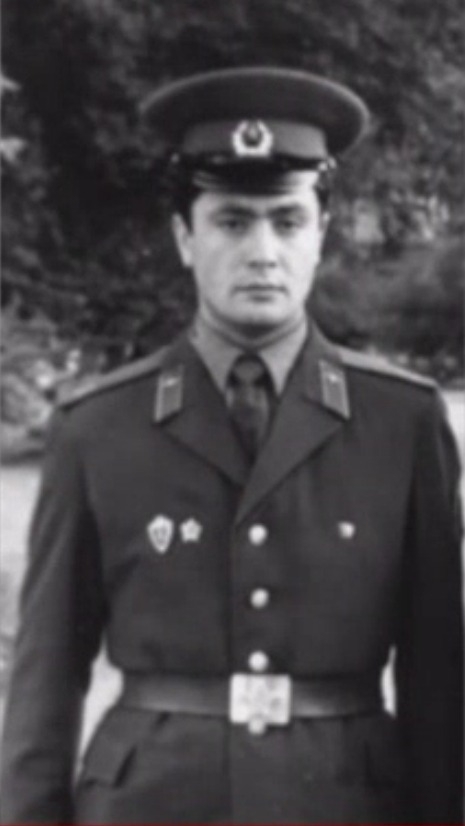 Лесник всё, но кина не будет. Александр Роджерс Лесник всё, но кина не будет. Александр Роджерс