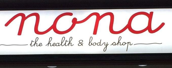 18 зарубежных вывесок, заставляющих русского человека плакать от смеха (18 +) 18 зарубежных вывесок, заставляющих русского человека плакать от смеха (18 +)