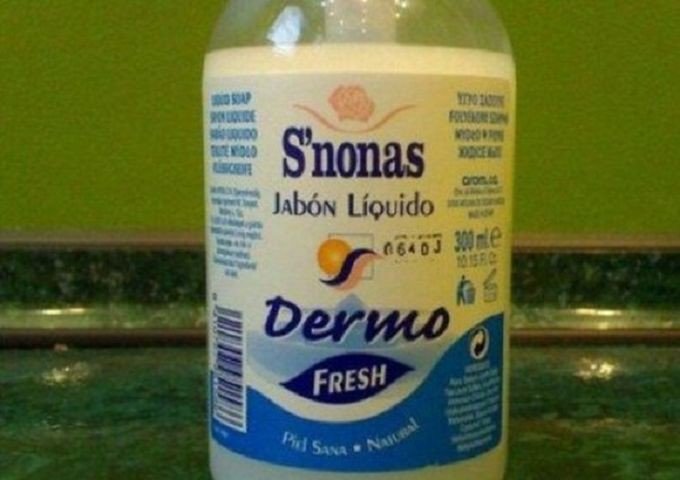 18 зарубежных вывесок, заставляющих русского человека плакать от смеха (18 +) 18 зарубежных вывесок, заставляющих русского человека плакать от смеха (18 +)