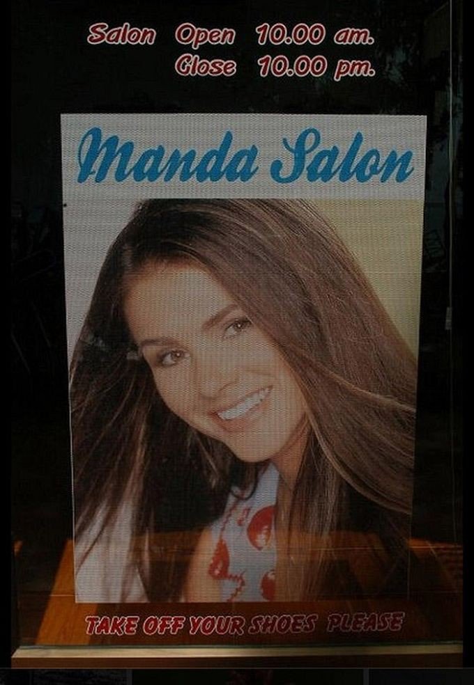 18 зарубежных вывесок, заставляющих русского человека плакать от смеха (18 +) 18 зарубежных вывесок, заставляющих русского человека плакать от смеха (18 +)