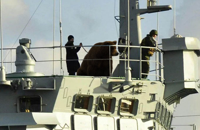 Десантный корабль «Цезарь Куников» прошел Дарданеллы Десантный корабль «Цезарь Куников» прошел Дарданеллы