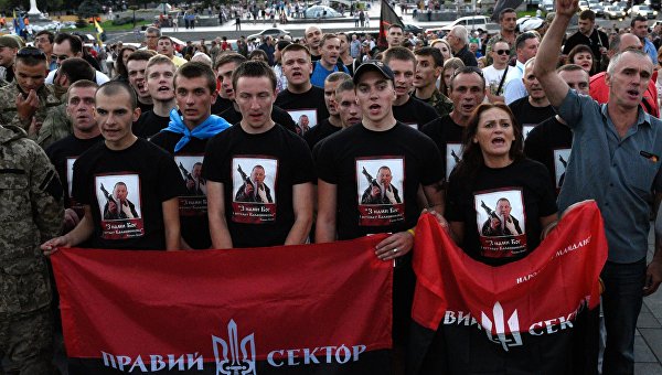 За «Рошен»: Киев отстреливает неугодных радикалов под видом российских диверсантов За «Рошен»: Киев отстреливает неугодных радикалов под видом российских диверсантов